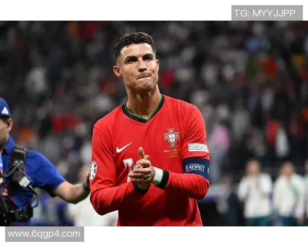 足球球星谁更厉害 历史顶级球员实力对比与评选