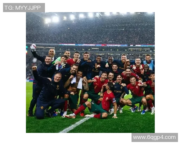 黑白时代十大足球球星盘点：那些经典传奇成就永恒辉煌